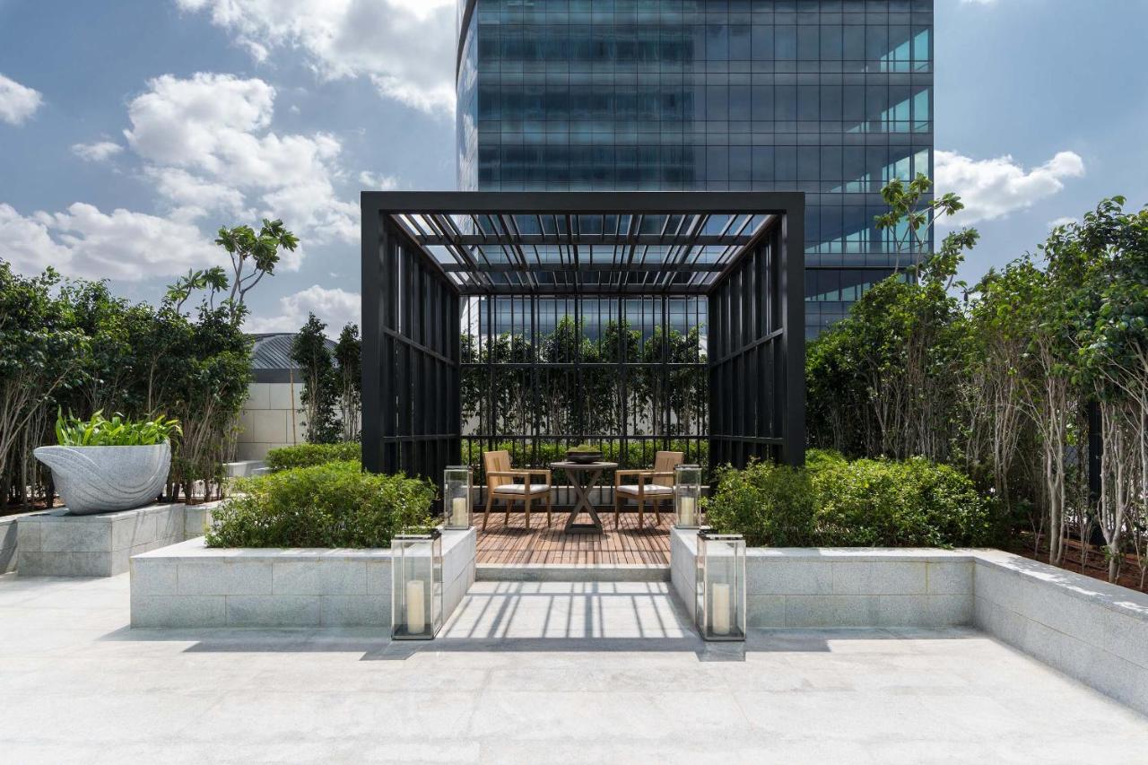 Four Seasons Hotel Bengaluru at Embassy ONE