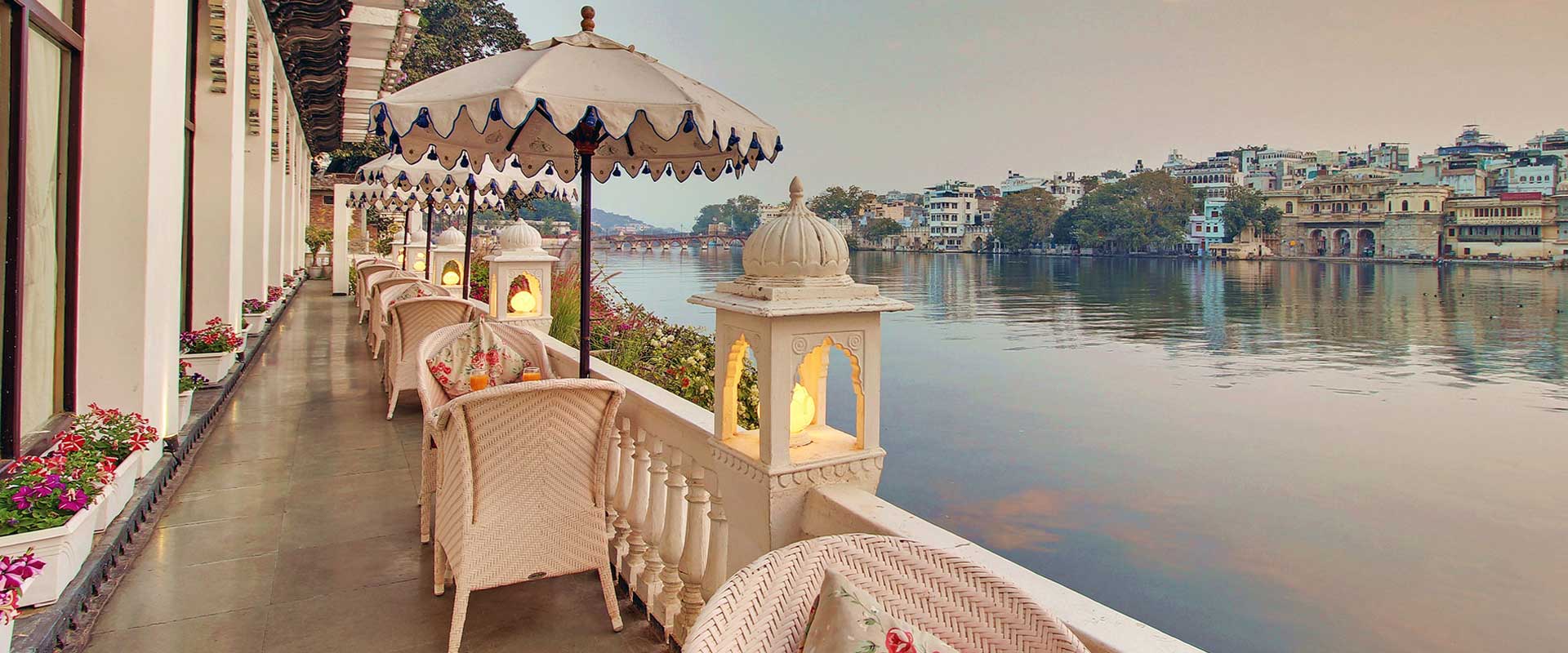 UDAIPUR OVERNIGHT TOUR FROM DELHI