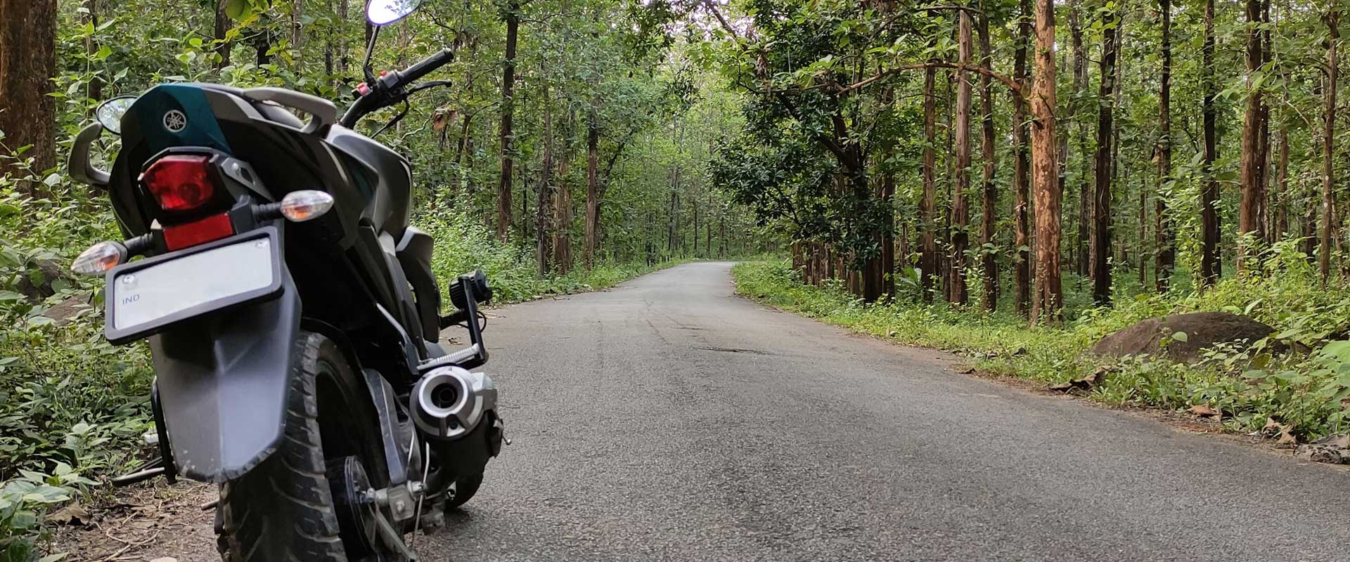 EAST INDIA HILL BY BIKE TOUR 