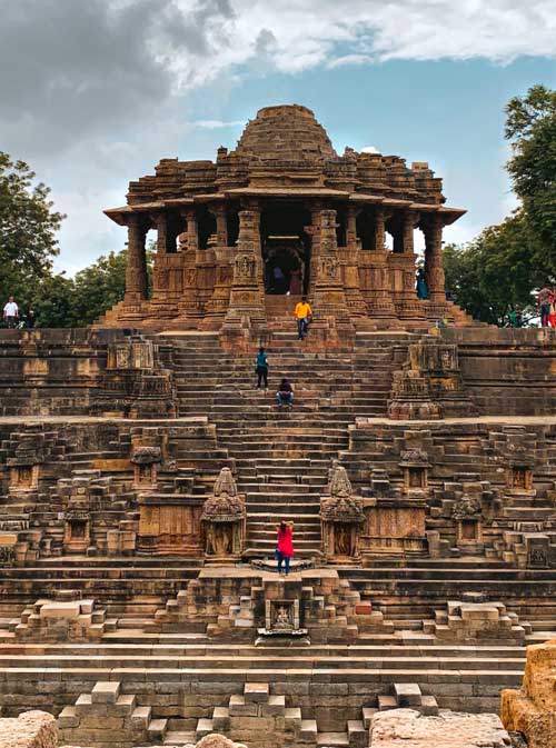 SUN TEMPLE & SOUTH INDIA SPRITUAL TOUR 