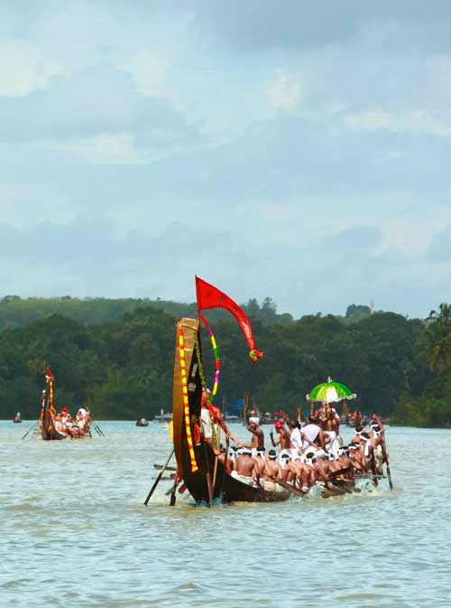 NEHRU TROPHY SNAKE BOAT RACING KERALA TOUR 